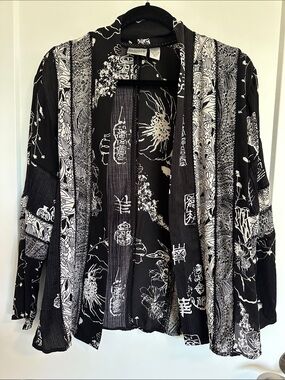 Chico's Black and White Floral Print Kimono Jacket Medium